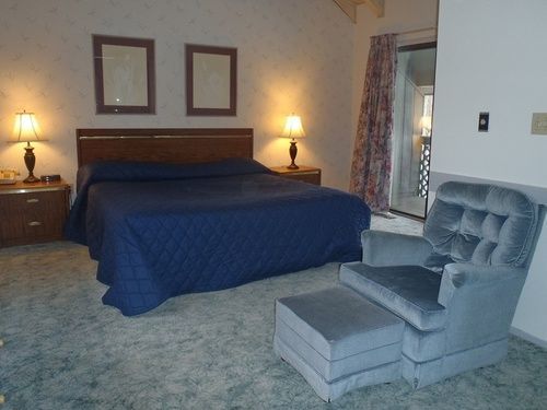Eagle Village Hotel Bushkill